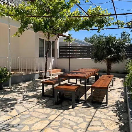Near Paklenica1 דירה סלינה