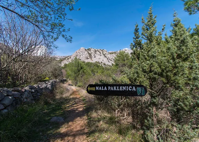 Near Paklenica1 Apartament *